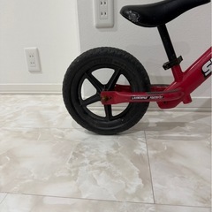 早く取引できる方！STRIDER バランスバイク レッド 12インチ　ストライダーの画像