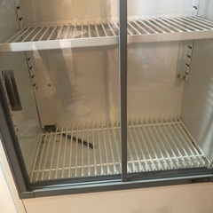 業務用冷蔵庫の画像