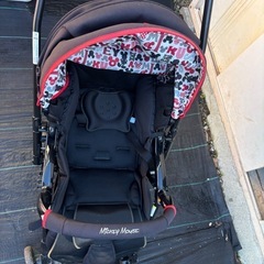 【ミッキーコラボ】アップリカ　ベビーカー（ビスケット）の画像