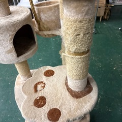 使用感ある為大得価格！キャットタワー！の画像