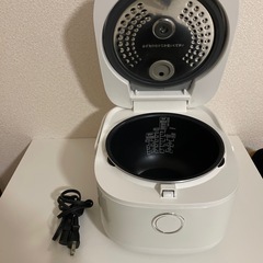 炊飯器　IRISOHYAMAの画像
