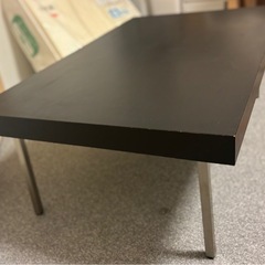 ダイニングテーブルの画像