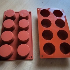 ケーキとマフィンの型の画像