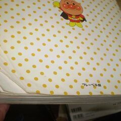 アンパンマン大図鑑　公式キャラクター2000　カバーなし。ページ折れあります。 の画像