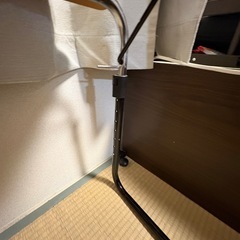差し上げます 角度調節ができる机の画像