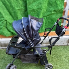 二人乗りベビーカーの画像