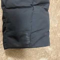 UNIQLO シームレスダウン2022年モデル　黒　Mサイズの画像