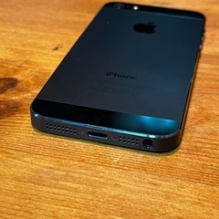 iPhone5 64GB ブラックの画像