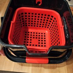 洗車用品一式セット　バケツ、シャンプー、タイヤワックス、ブラシ等々の画像