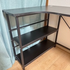 オフィス用デスク・椅子・棚セットの画像