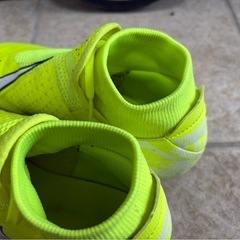 サッカースパイク 26cmの画像