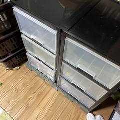 衣装ケースの画像