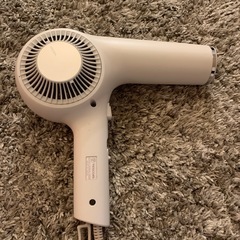 ヘアドライヤーの画像