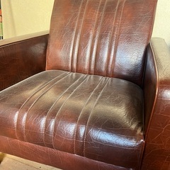 ヴィンテージ アームチェア レトロ　ソファタイプ 一人掛けソファ　1Pソファ 茶色　ブラウン系の画像