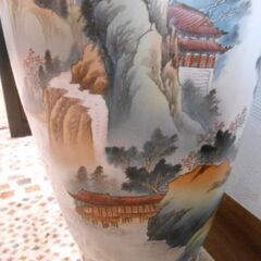 ★飾り壺　の画像