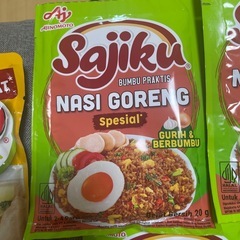 鶏がらスープ　ナシゴレンの素　などの画像