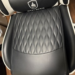 ゲーミングチェアの画像