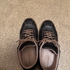 ROCKPORTスニーカーの画像