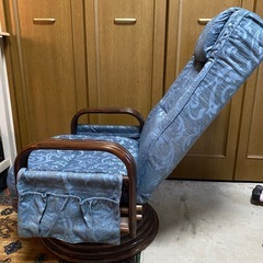 リクライニングチェアーの画像