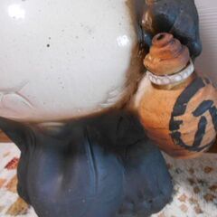 ★タヌキの置物　信楽焼き　狸　たぬき　　カラオケの画像