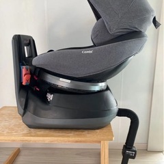 Combi コンビ　チャイルドシート　クルムーヴ　スマートエッグショック　JJ-600 回転式　グレーの画像