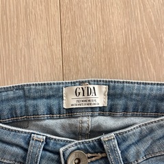 お値打ち価格‼️美品 GYDA スキニーパンツの画像