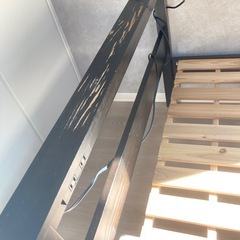 シングルベッドフレーム　黒　コンセント付の画像