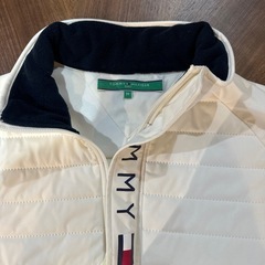 TOMMY HILFIGER 中綿ジャケット ホワイトの画像