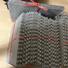 ジョイントマット　グレイマットの画像
