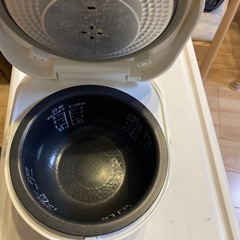 炊飯器３合炊き　Panasonicの画像