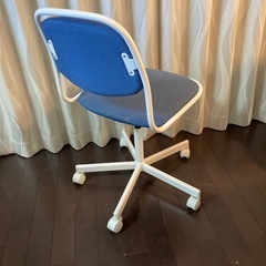 【学習椅子に】IKEA製キャスターチェアの画像