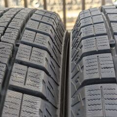 深溝工賃込み　２０２３年ヨコハマ製冬タイヤ　１６５／７０Ｒ１４　４本セットの画像
