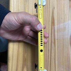 Switch lite イエロー（中古）⭐️ケース付き！）の画像