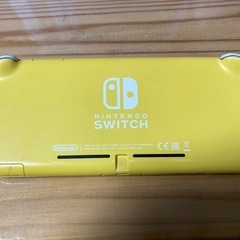 Switch lite イエロー（中古）⭐️ケース付き！）の画像