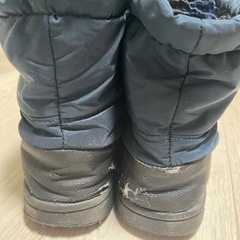moz スノーブーツ　紺色　24センチ　難ありの画像