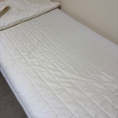 無印 脚付マットレス ベッド シングルの画像