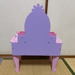 子ども用木製ドレッサーの画像