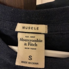 美品！アバクロ長袖Tシャツの画像