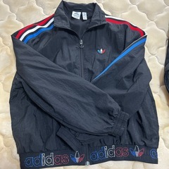 adidas レディースの画像