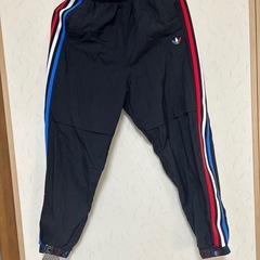 adidas レディースジョガーパンツの画像