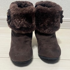 子供用のブーツの画像