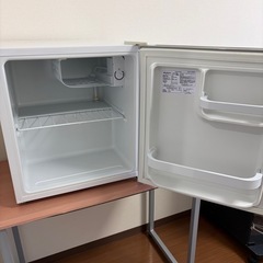 小型電子冷蔵庫の画像