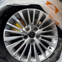 40アルファード純正ホイールとアドバンタイヤ2本セット①の画像