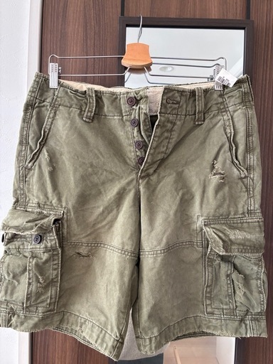 新品タグ付き！アバクロカーゴハーフパンツ