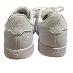 新品　adidas スニーカー　アディダスの画像