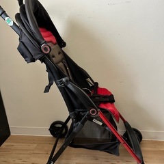 Combi ベビーカー F2 レッドの画像