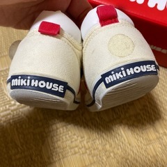 MiKi HOUSE スニーカーと EMUムートンブーツ13　 の画像