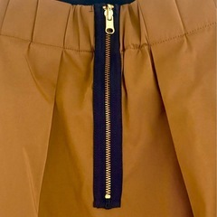 イシエラ Ici et la リバーシブルフレアスカート36 ネイビー×ブラウンの画像