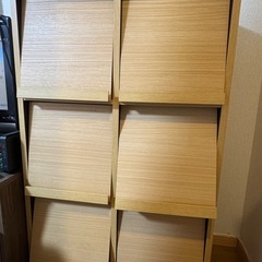 ニトリ　ディスプレイラック　フラップ扉付き　2列3段の画像