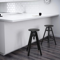IKEAスツール 2脚セット DALFRED ダルフレッド　黒  の画像